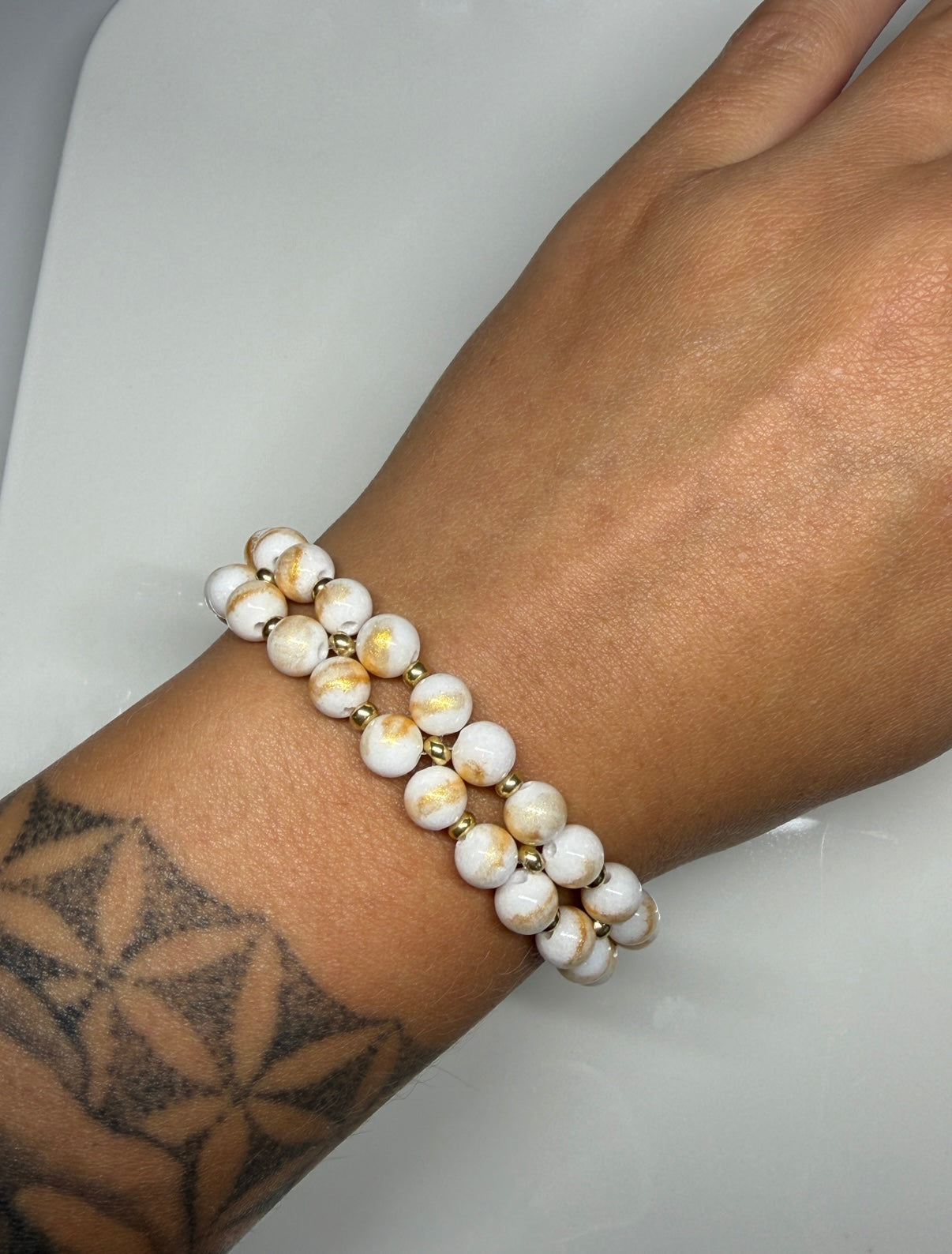 Perlenarmband Edelstein Howlith